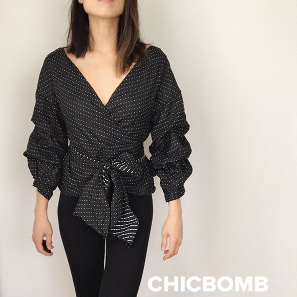 LAST 1 Sexy wrap top- Black white dot - Picture 3 of 8